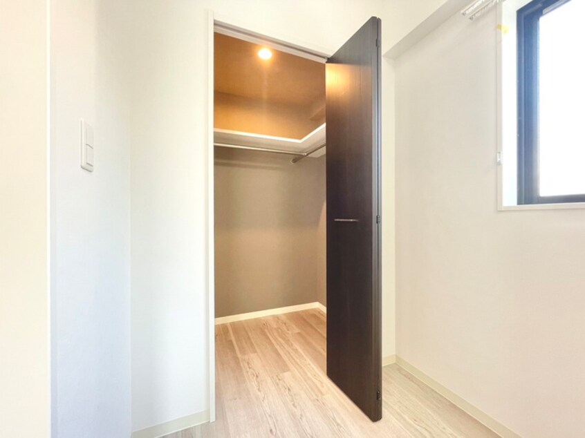 収納 GRAN DUKE栄elima