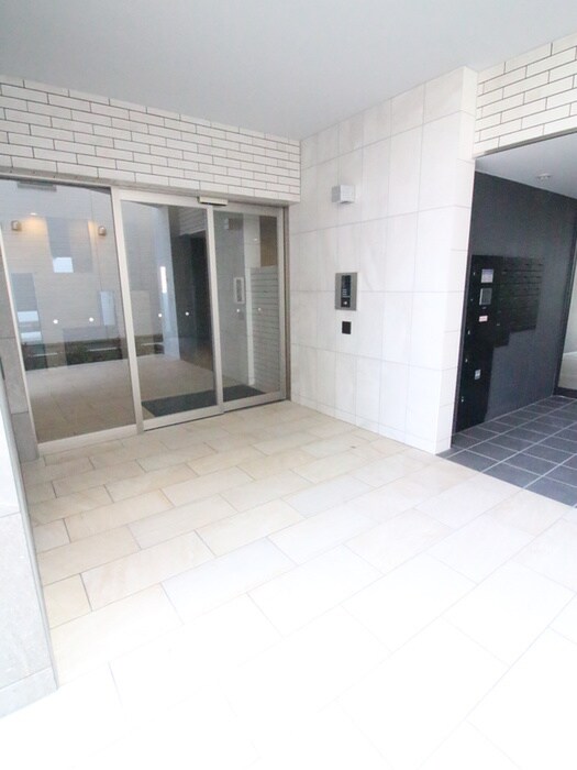 エントランス部分 エスポワール黄金