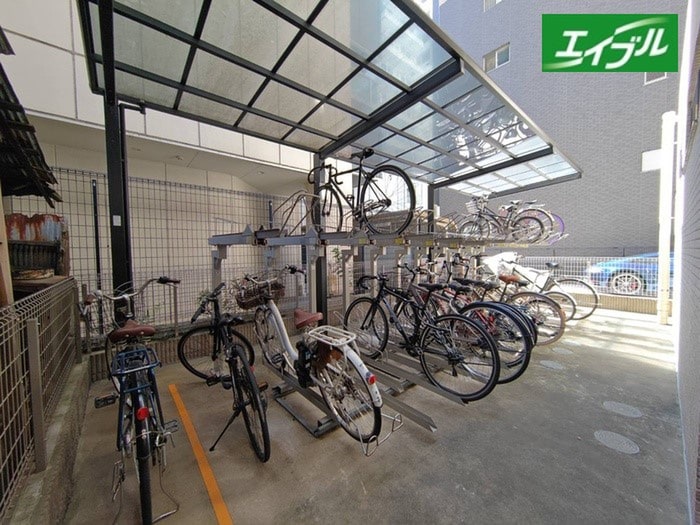 駐輪場 ＬＩＢＥＲＴＡ　ＣＡＲＩＮＯ