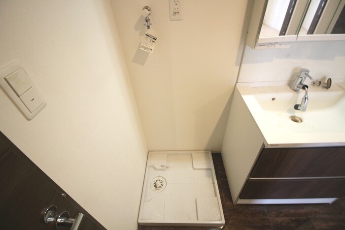 洗濯機置場 ＬＩＢＥＲＴＡ　ＣＡＲＩＮＯ