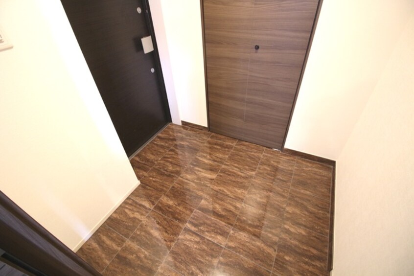 玄関 ＬＩＢＥＲＴＡ　ＣＡＲＩＮＯ