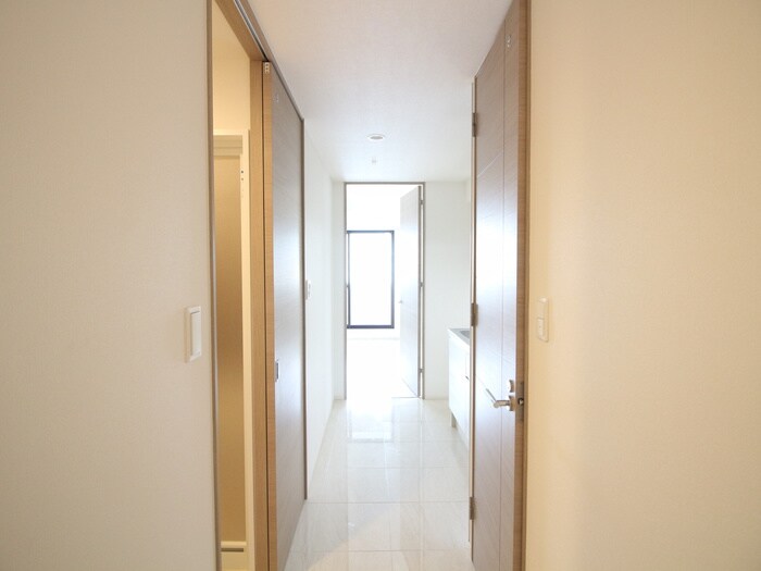 廊下 ＬＩＢＥＲＴＡ　ＣＡＲＩＮＯ