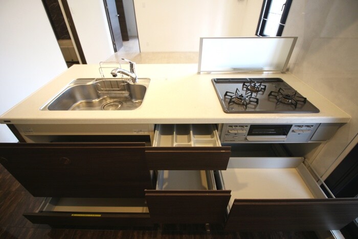 キッチン ＬＩＢＥＲＴＡ　ＣＡＲＩＮＯ