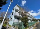 シャト－春山の外観