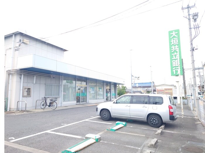 大垣共立銀行東中島支店(銀行)まで147m メゾン畑田