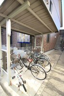 駐輪場 光ハウス