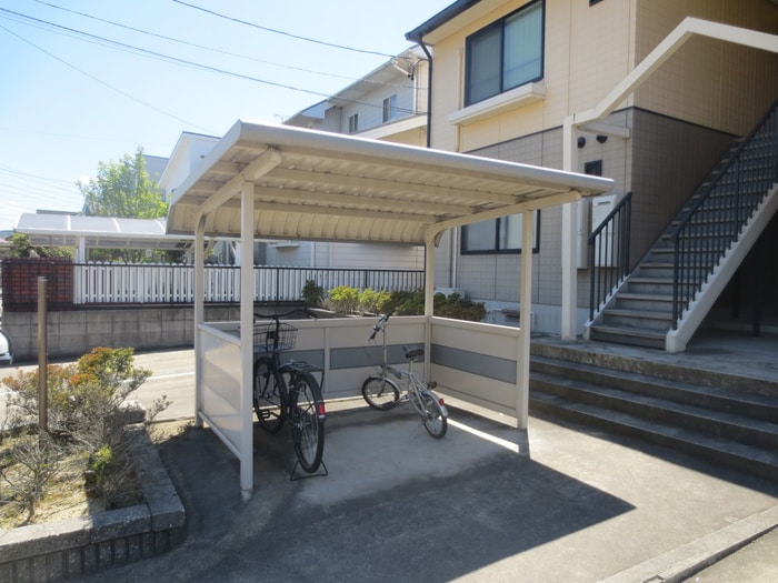 駐輪場 ジュネス