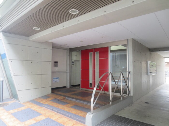エントランス部分 Ｍ　ｓ　Ｈｏｕｓｅ１