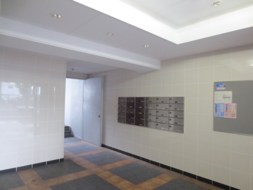 エントランス部分 Ｍ　ｓ　Ｈｏｕｓｅ１