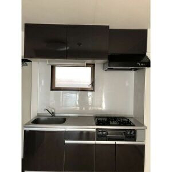 キッチン エムズハウス栄