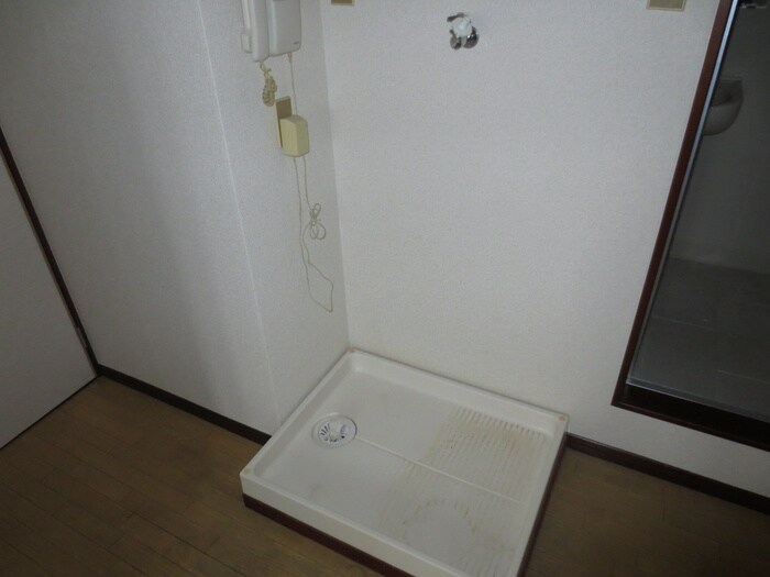 洗濯機置場 エムズハウス栄