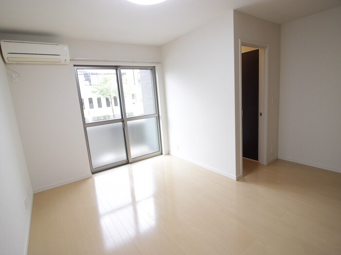 居室 Bagus Meijo Park