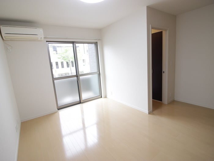 居室 Bagus Meijo Park