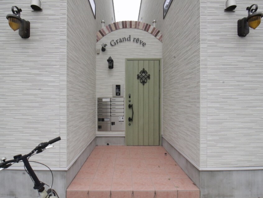 エントランス部分 グランレーヴ呼続