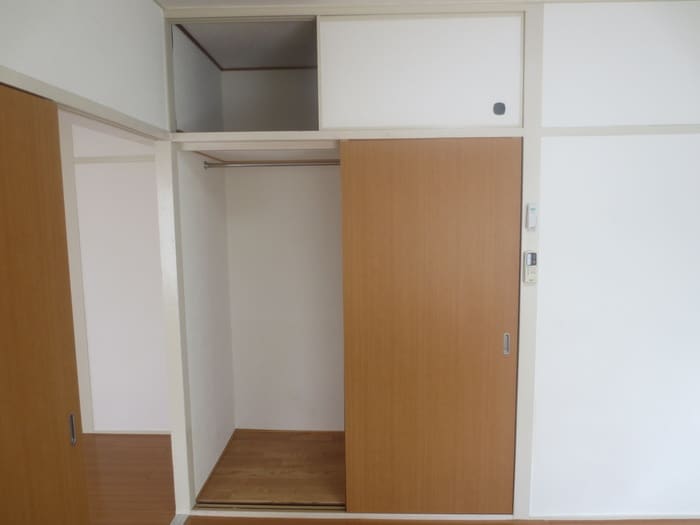 収納 シャトー高蔵