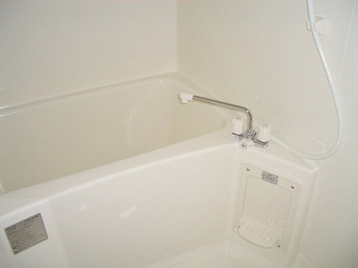 バス／シャワールーム等 ｱﾝﾌﾟﾙ-ﾙ ﾘ-ﾌﾞﾙ ｸﾚｯｼｪﾝﾄﾞ