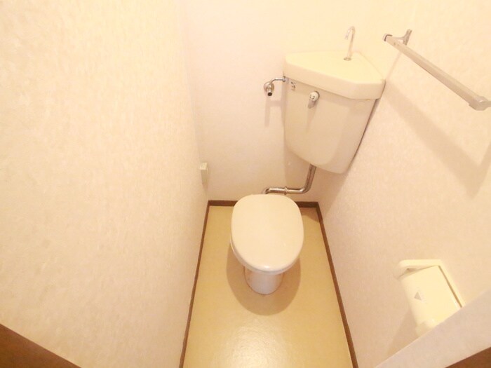 トイレ メゾン山田