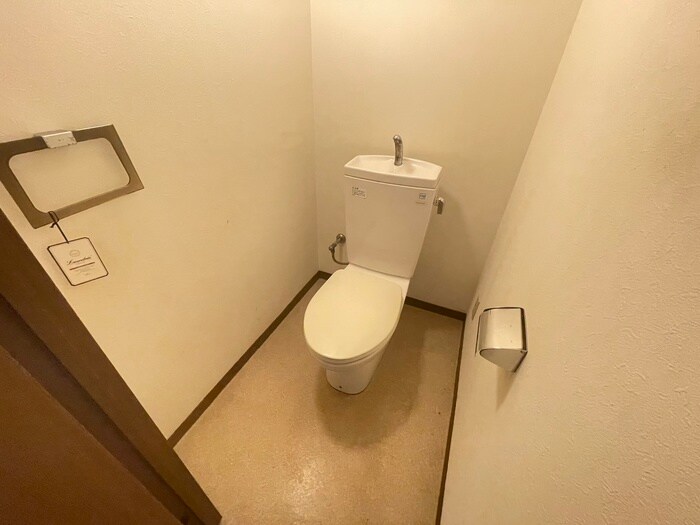 トイレ シーアイマンション第2本郷(505)