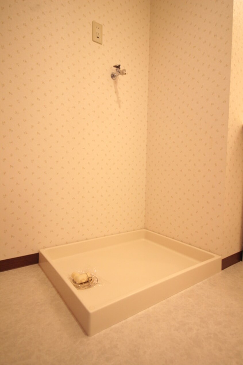 洗濯機置場 プリミエ－ル気噴