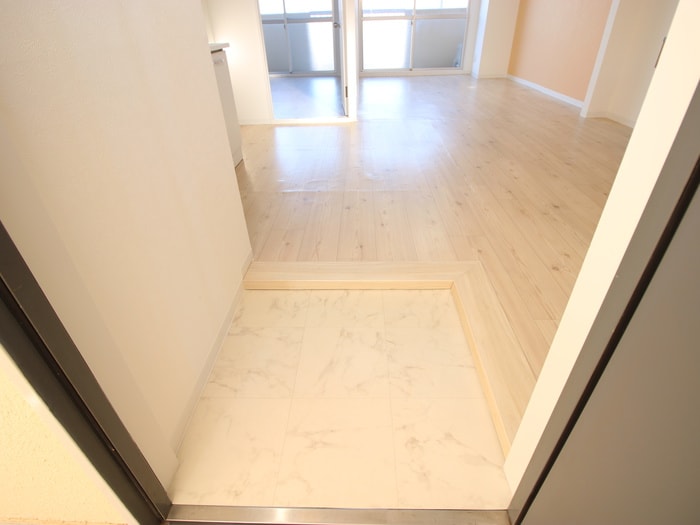 玄関 フローレンス