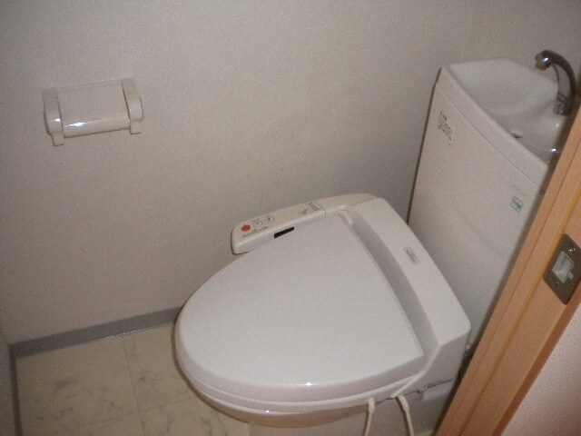 トイレ ベルファ－ス川原通