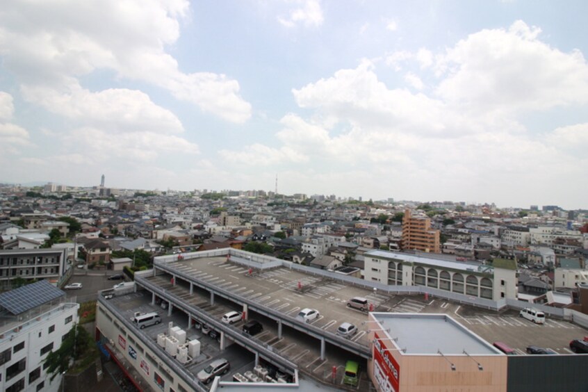 室内からの展望 ベルファ－ス川原通