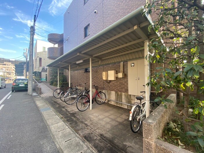 駐輪場 リベルテ砂田橋