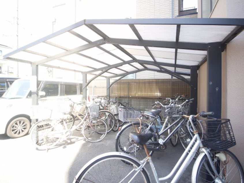 駐輪場 アルコバレーノ ２１