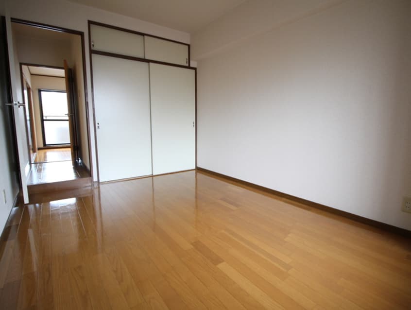 居室 アルコバレーノ ２１