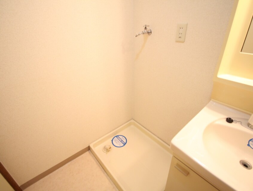 洗濯機置場 アルコバレーノ ２１