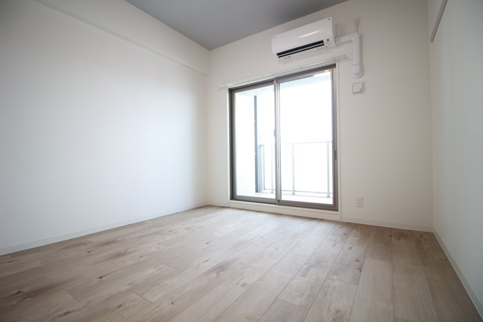 居室 パルティール神宮南