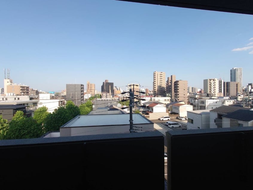 室内からの展望 プレイズシード車道アベニュー