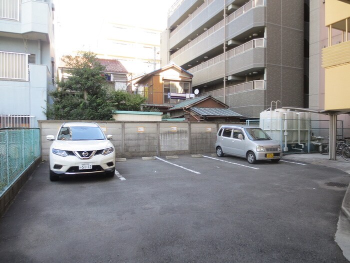 駐車場 浅井ハイツ