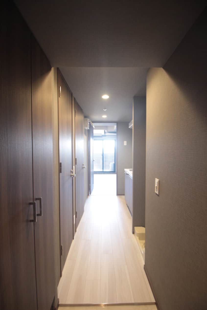 廊下 メイクスWアート浅間町