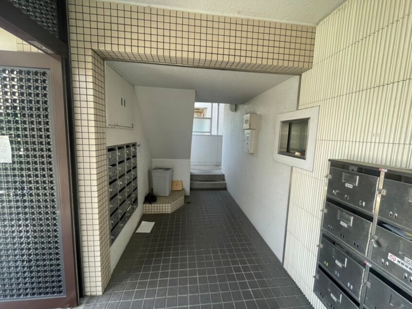 エントランス部分 ワキタハイツ新館