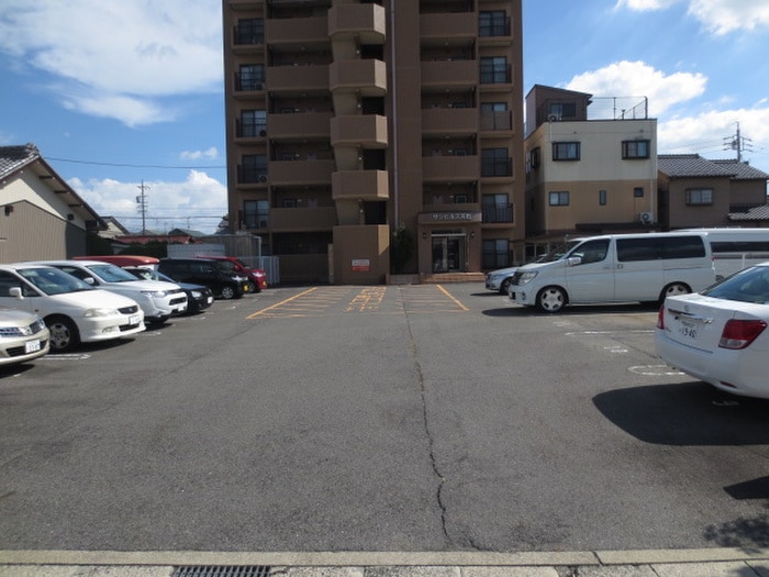 駐車場 サンヒルズ高田