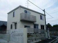 伊勝町一丁目貸家