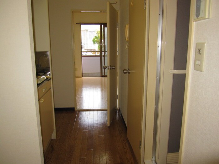 内観写真 パ－クサイド出川