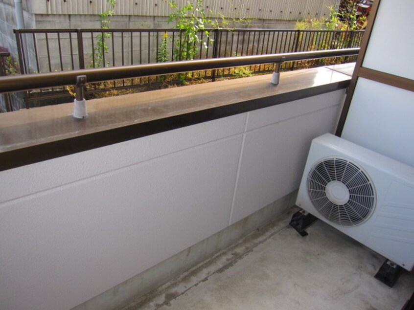 ベランダ・バルコニー パ－クサイド出川