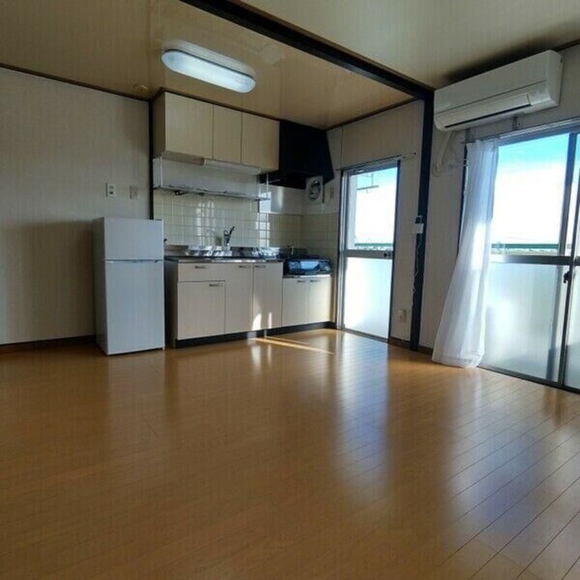 居室 二村ビル