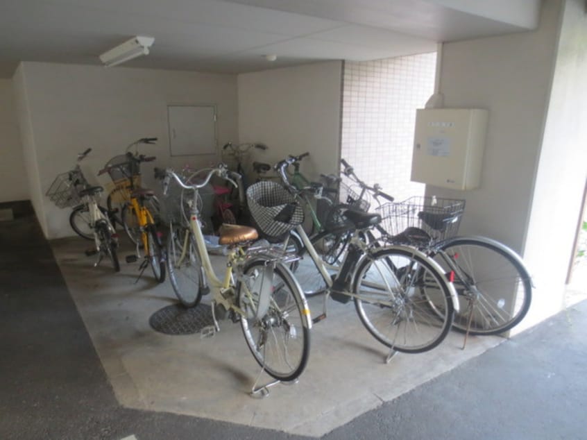 駐輪場 ベルテ相川
