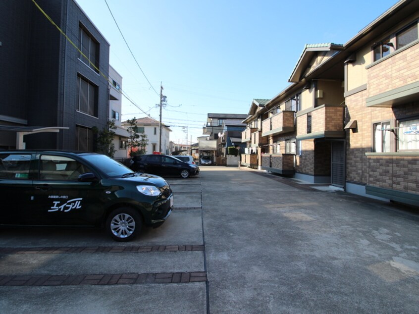 駐車場 クレール・ヴィラージュ　Ｂ棟