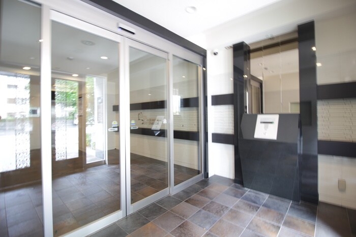 エントランス部分 プレサンス栄フレイヤ(502)