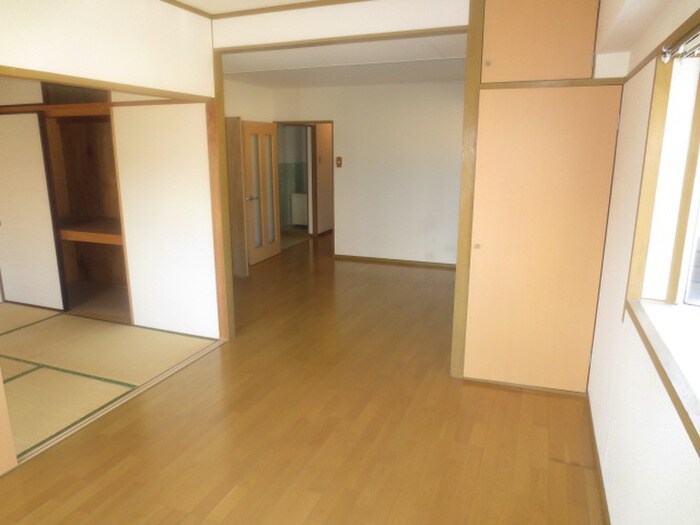 居室 メゾン高和