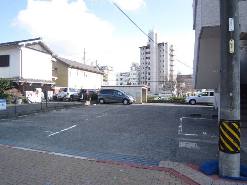 駐車場 メゾン高和