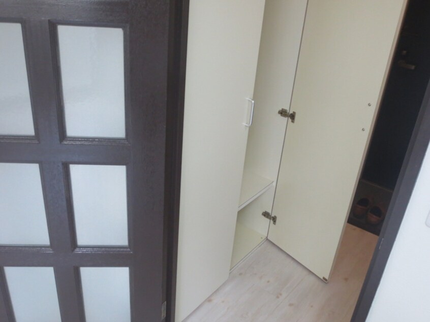 収納 ハウザ－金山