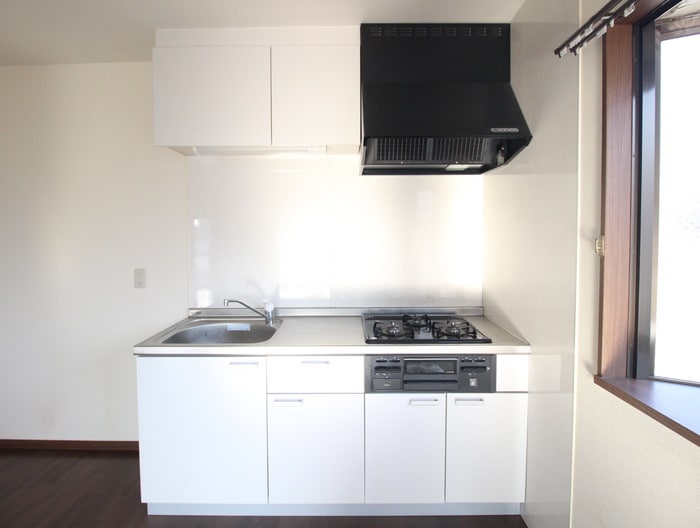 キッチン ファミーユ浅井　Ａ棟　Ｂ棟