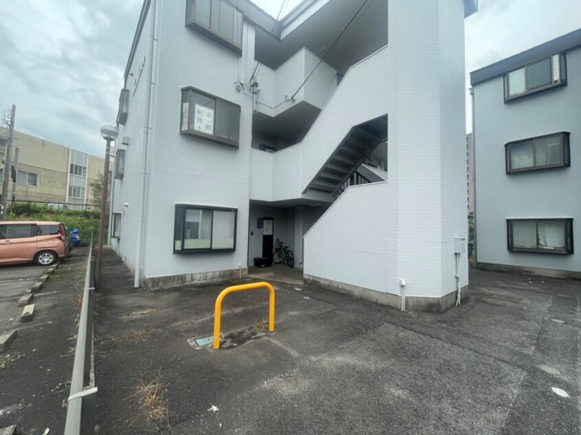 エントランス部分 ファミーユ浅井　Ａ棟　Ｂ棟