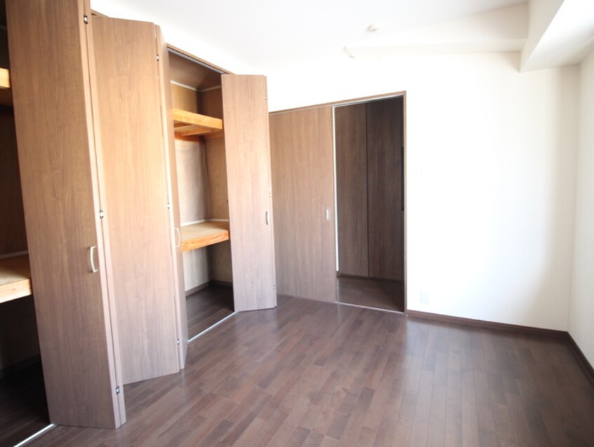 居室 ファミーユ浅井　Ａ棟　Ｂ棟