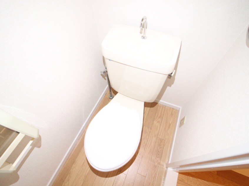 トイレ タカネハイツ